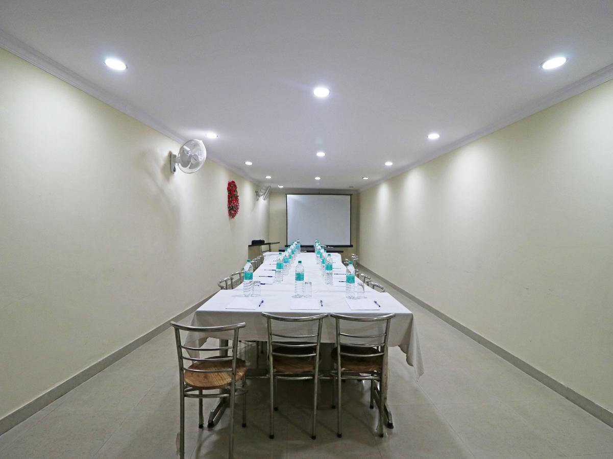 Oyo 11526 Hotel Apollo アーグラ エクステリア 写真